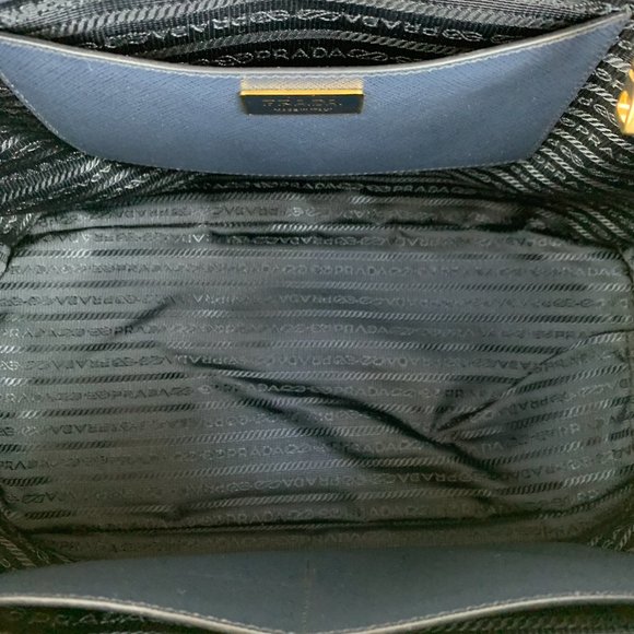 New Prada Galleria Lux Baltico Double Zip Tote - Picture 9 of 9